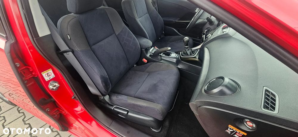 Honda Civic 1.4 i-VTEC Comfort Black Edition - 15