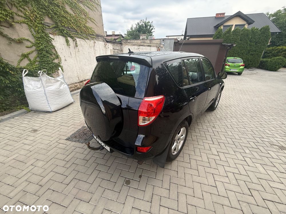 Toyota RAV4 2.0 VVT-i Sol - 11