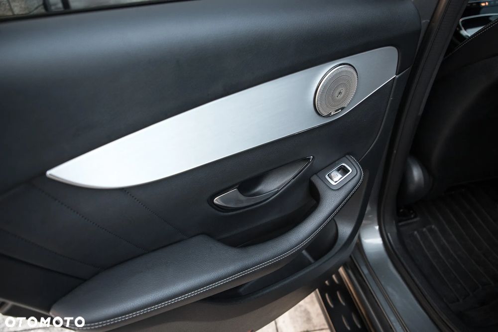 Mercedes-Benz GLC 300 4-Matic - 30