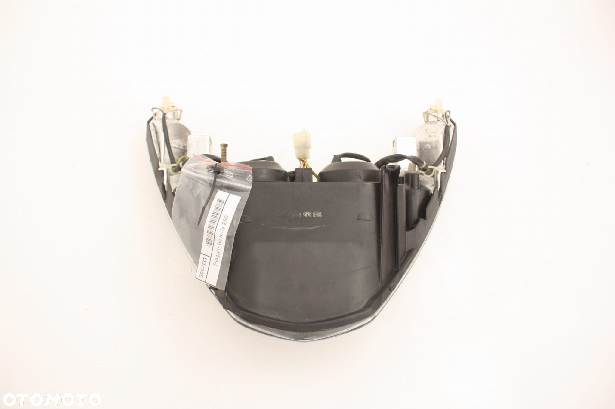 REFLEKTOR LAMPA PRZEDNIA Piaggio Beverly 125 250 - 3
