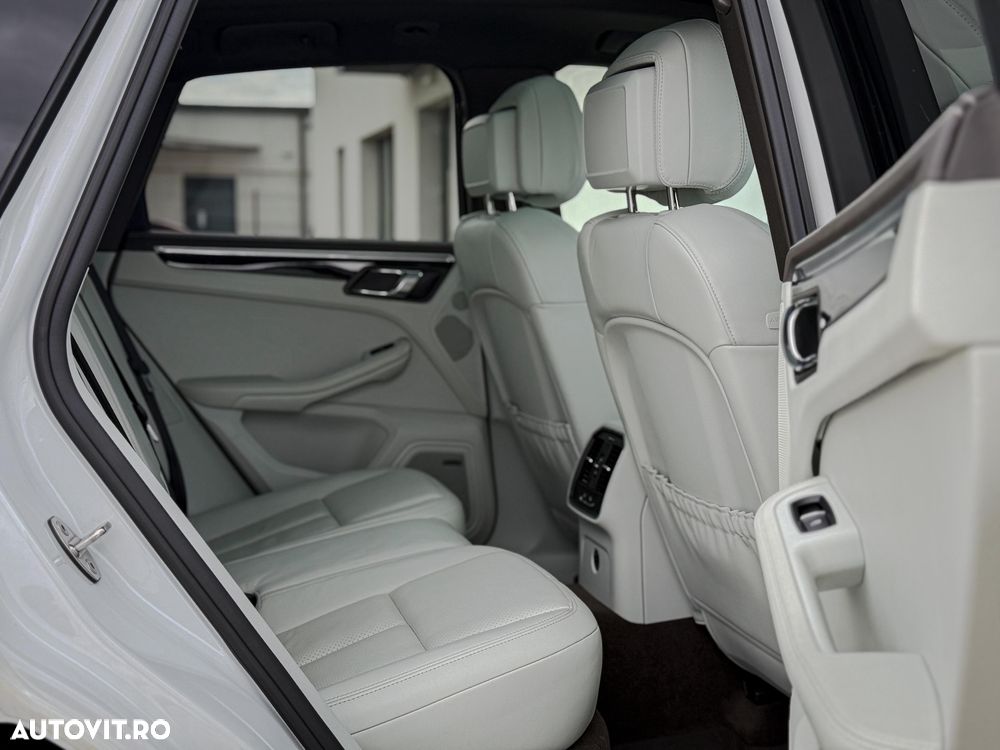 Porsche Macan 3.0 PDK S - 18