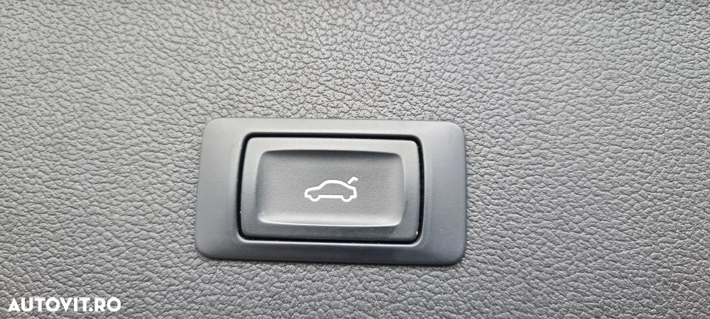 Audi A4 2.0 TDI DPF quattro S tronic S line Sportpaket - 32