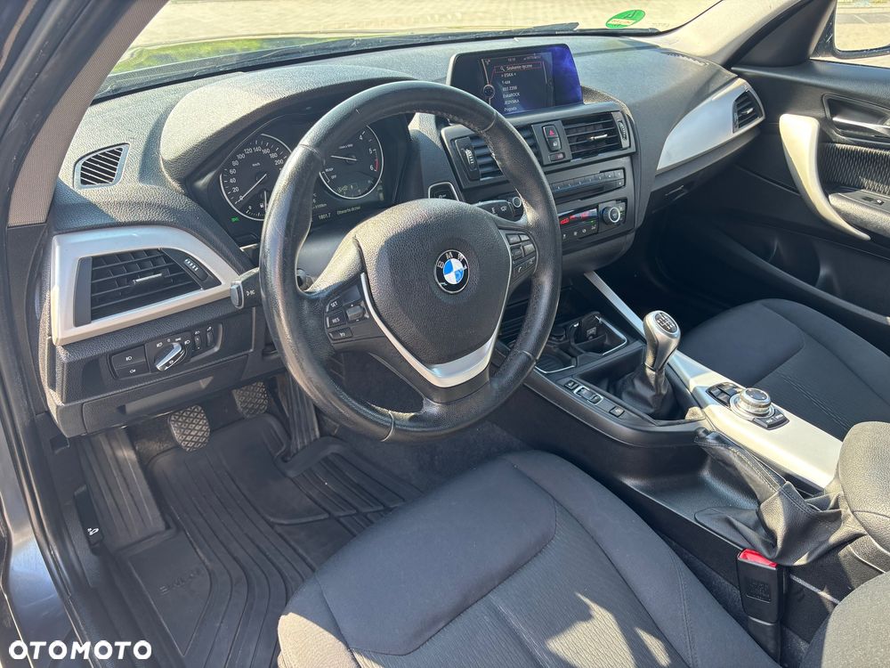 BMW Seria 1 118d DPF - 5