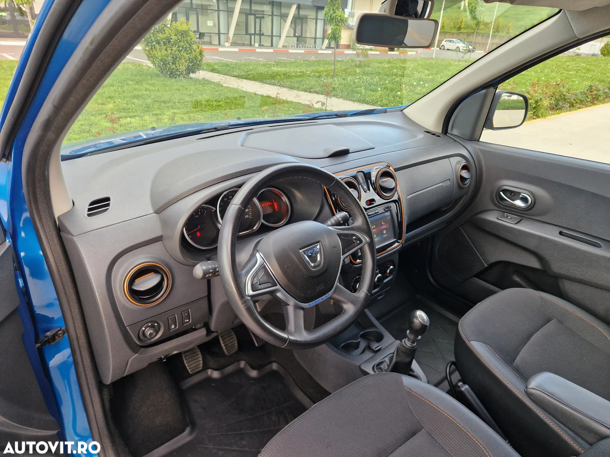Dacia Lodgy 1.5 dCi Stepway - 3
