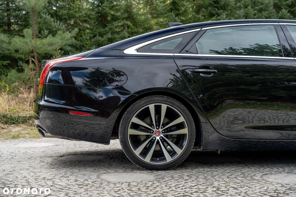 Jaguar XJ 3.0 T AWD Portfolio - 9