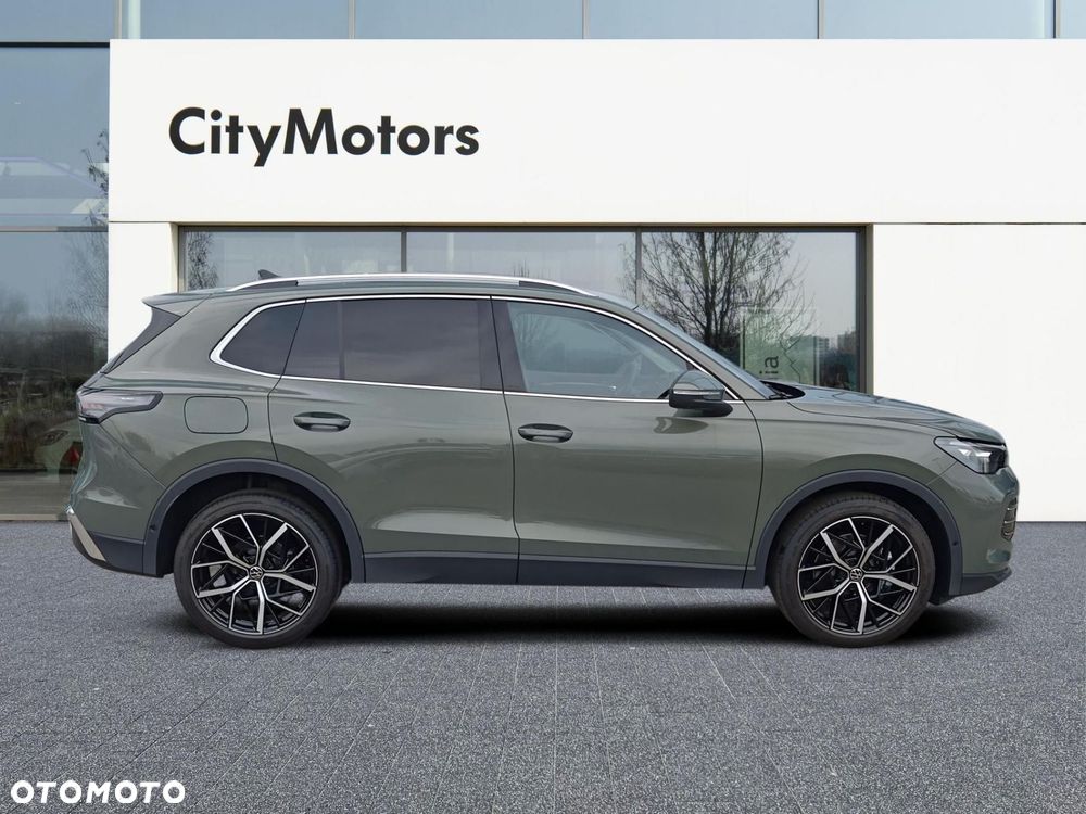 Volkswagen Tiguan - 8