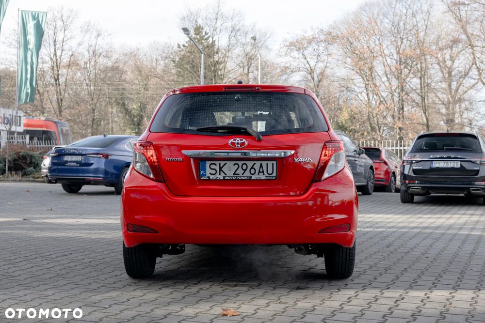 Toyota Yaris 1.33 Luna - 5