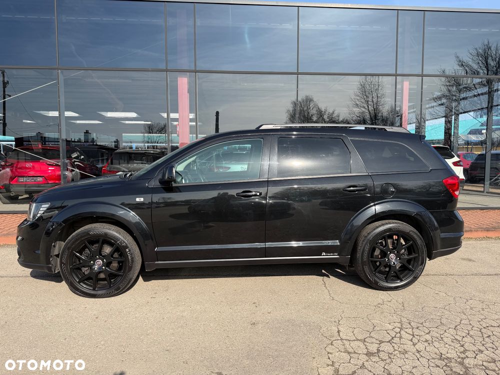 Fiat Freemont 2.0 Multijet Black Code AWD - 3