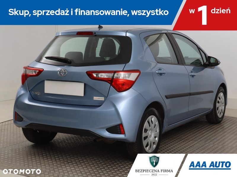 Toyota Yaris - 7
