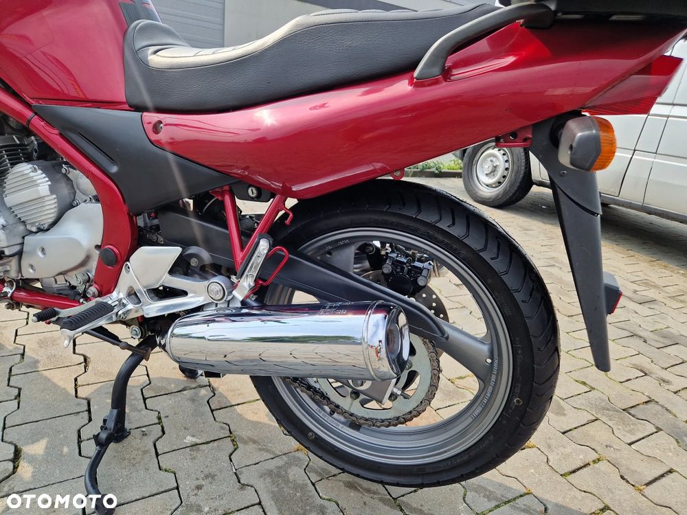 Yamaha XJ - 16