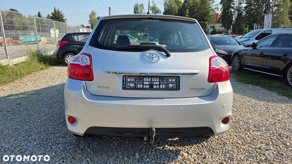 Toyota Auris 1.33 Dual-VVT-i Life Plus - 5
