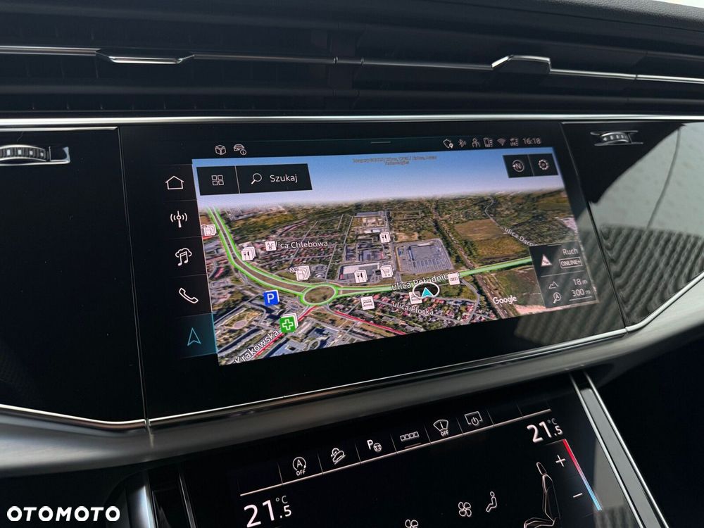 Audi Q8 - 35