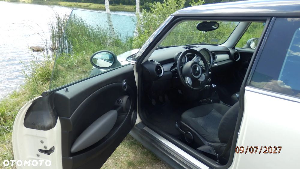 MINI Cooper D - 4