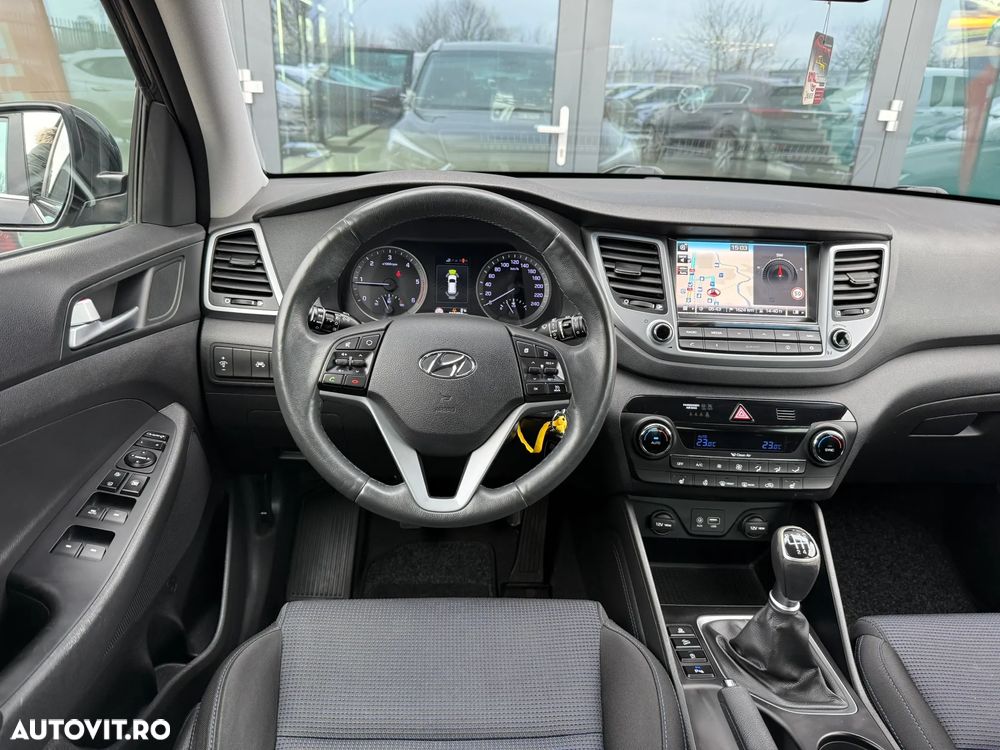 Hyundai Tucson blue 1.7 CRDi 2WD Style - 6