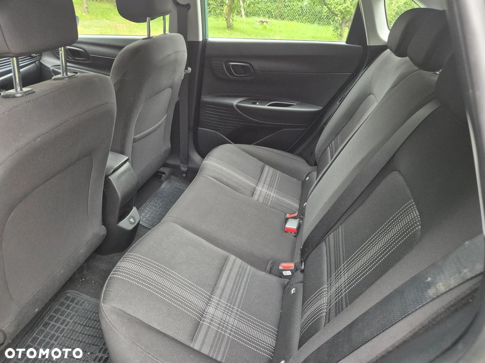 Hyundai i20 - 13