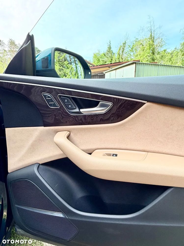 Audi Q8 50 TDI mHEV Quattro Black Edition Tiptronic - 28
