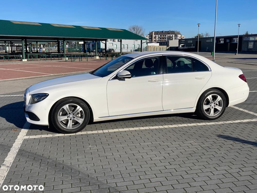 Mercedes-Benz Klasa E 220 d 9G-TRONIC - 14