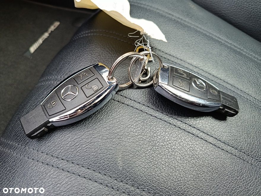 Mercedes-Benz SLK - 12