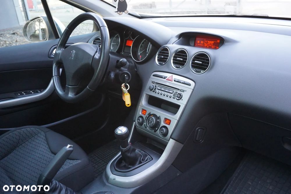 Peugeot 308 1.6 Premium - 19