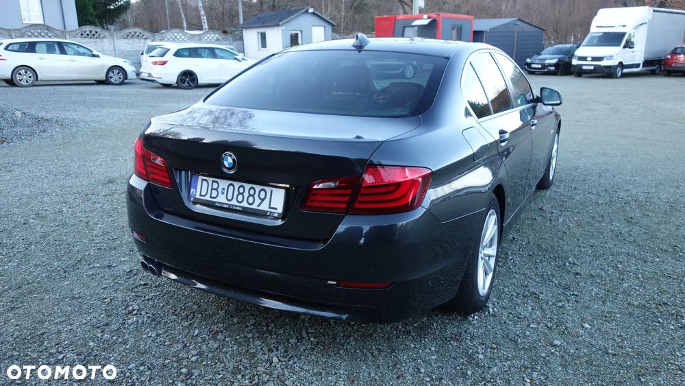 BMW Seria 5 520d Luxury Line - 6