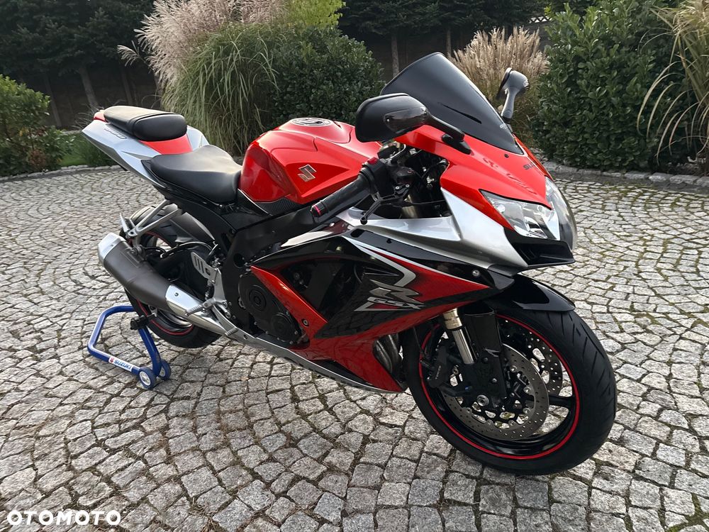 Suzuki GSX-R - 22