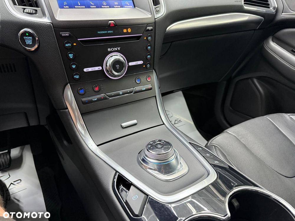 Ford S-Max 2.0 EcoBlue Titanium - 21