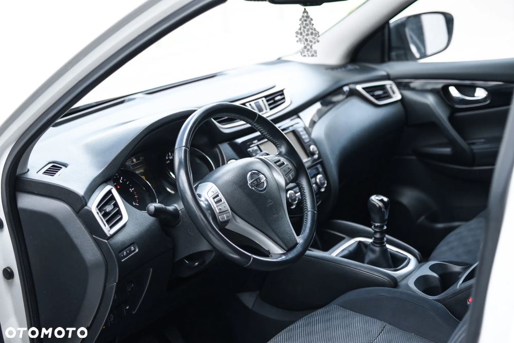 Nissan Qashqai 1.5 dCi Acenta EU6 - 7