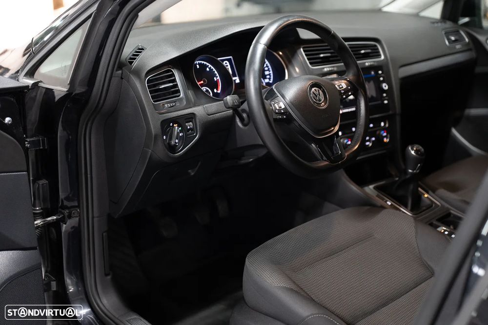 VW Golf 1.6 TDI R-Line - 21