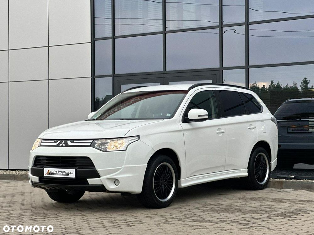 Mitsubishi Outlander 2.0 2WD Invite - 4