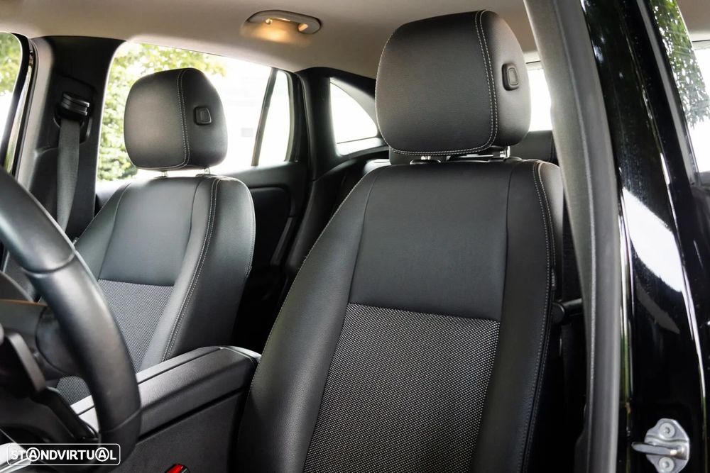Mercedes-Benz GLA 180 7G-DCT Style - 9