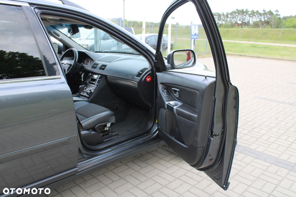 Volvo XC 90 D5 Kinetic - 22