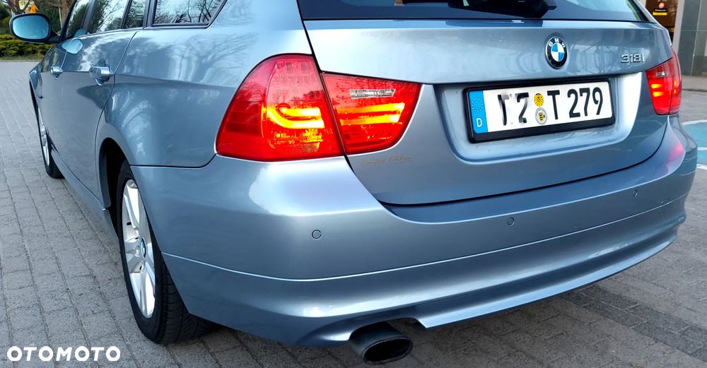 BMW Seria 3 318i Edition Exclusive - 39