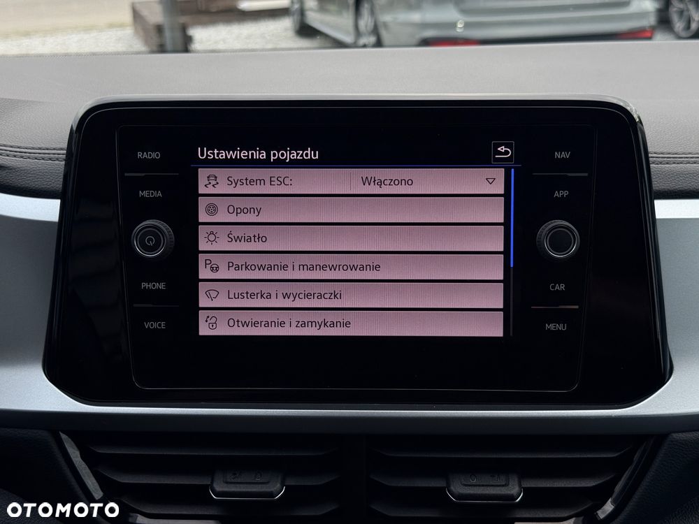 Volkswagen T-Roc 1.5 TSI ACT OPF DSG UNITED - 25