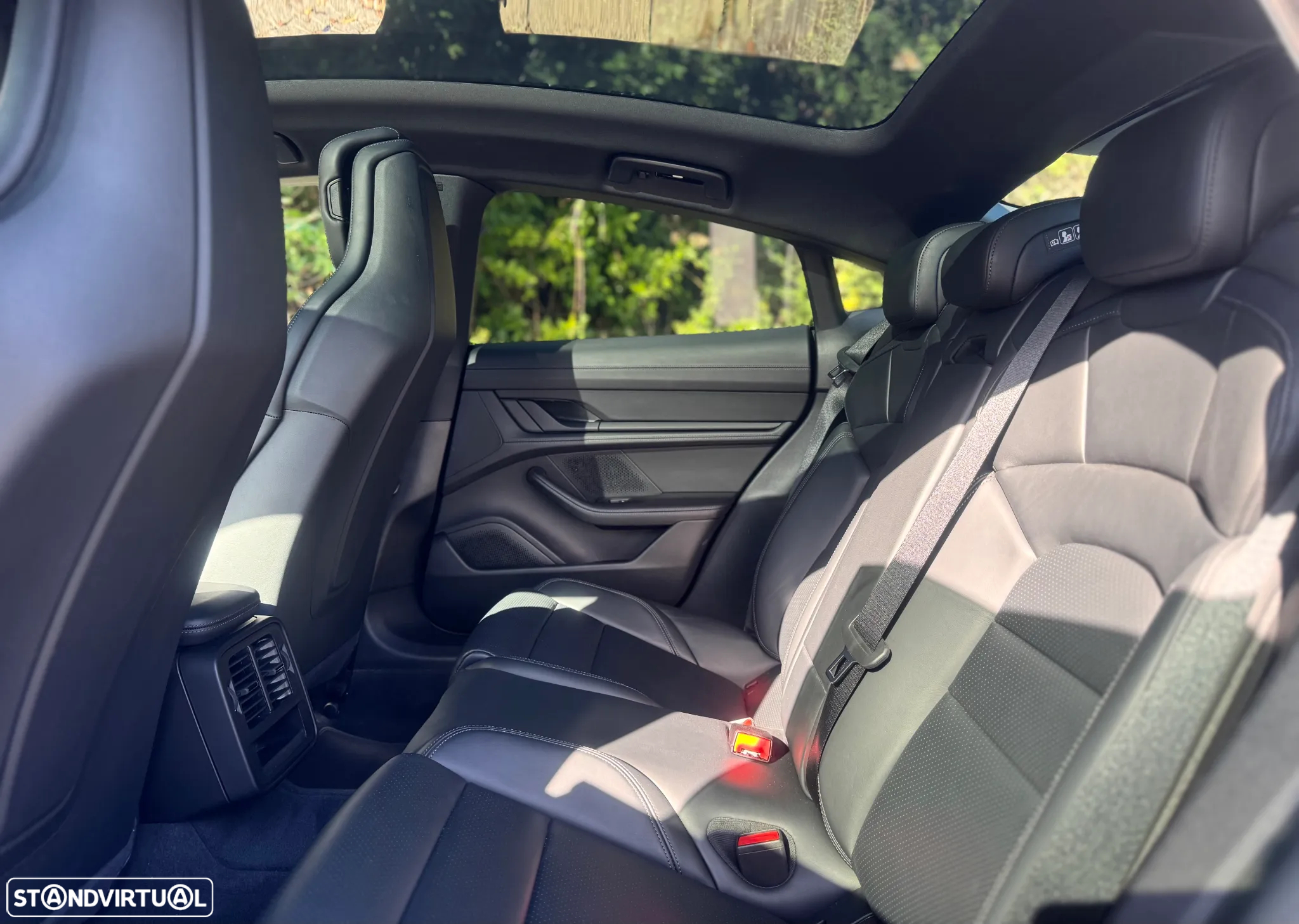 Porsche Taycan Bateria Performance Plus - 27