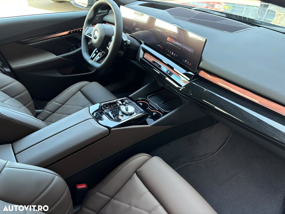 BMW Seria 5 540d xDrive Aut. - 13