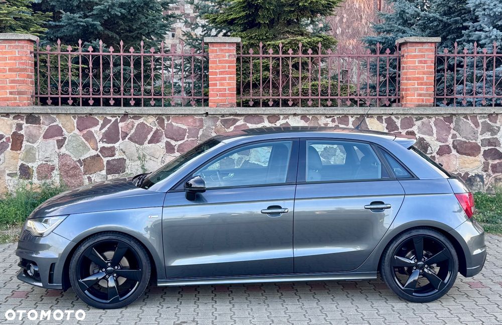 Audi A1 Sportback 1.4 TFSI S tronic S line Sportpaket - 6