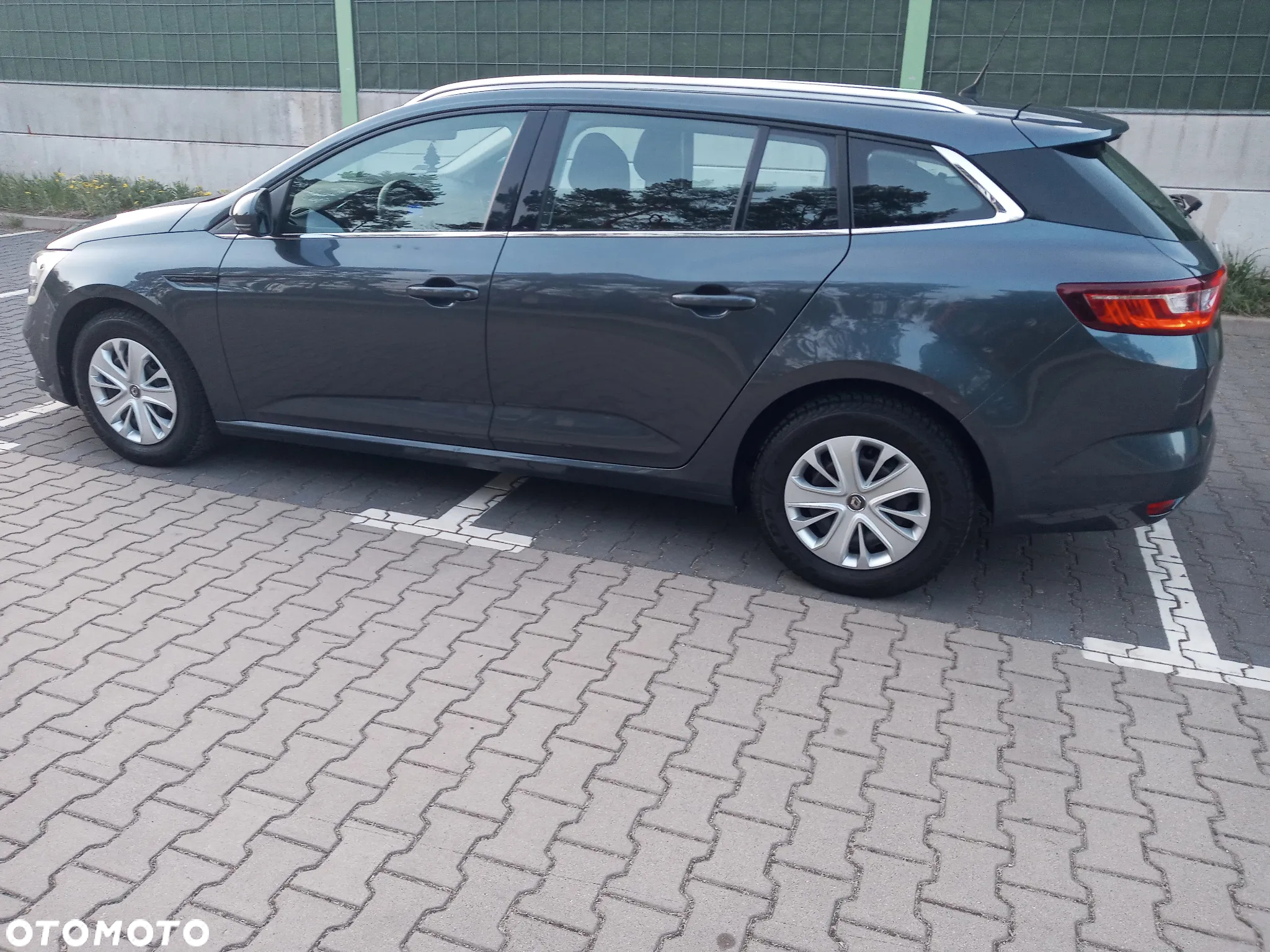 Renault Megane 1.3 TCe FAP Business - 9