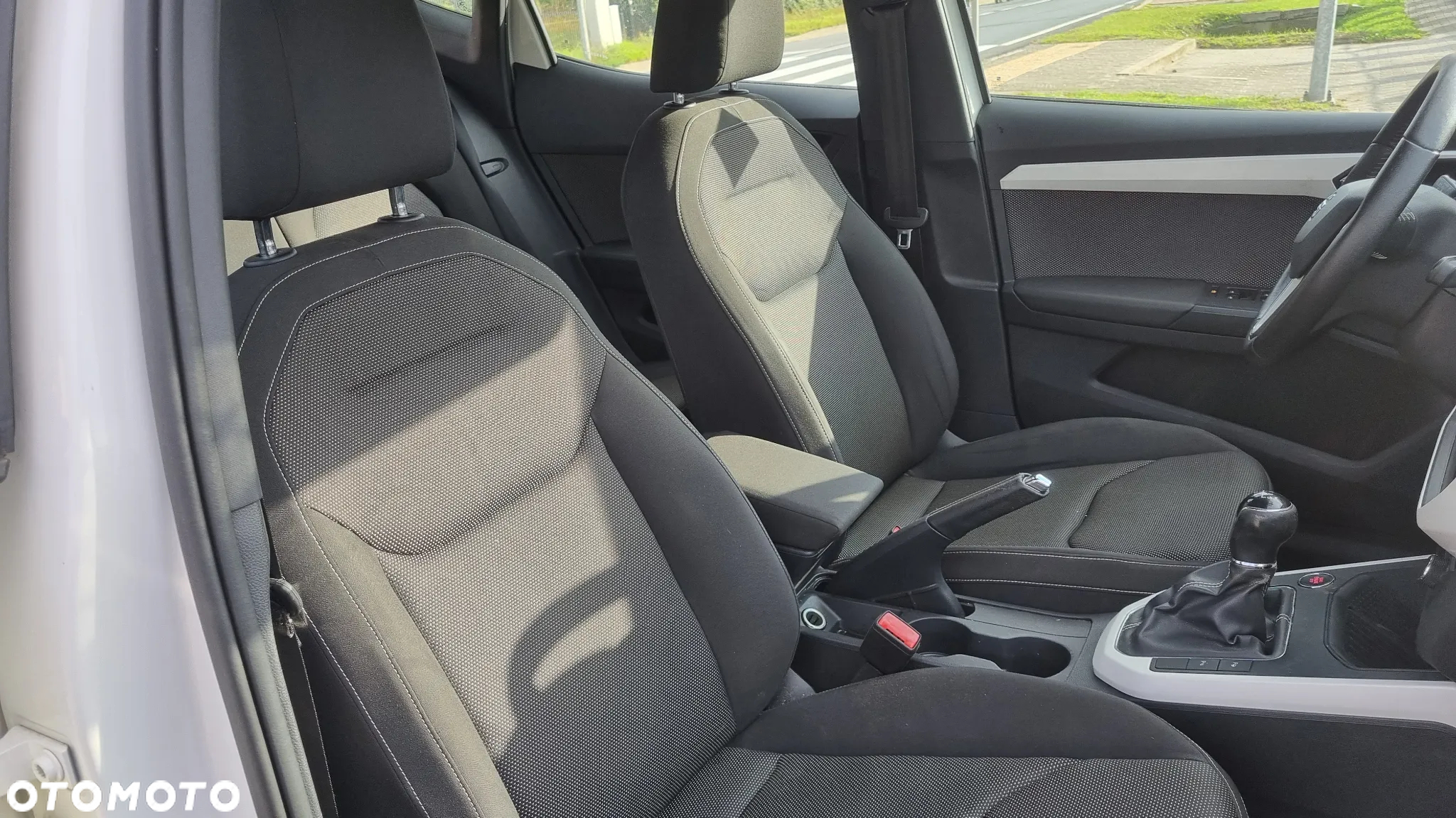 Seat Arona 1.6 TDI XCELLENCE - 25