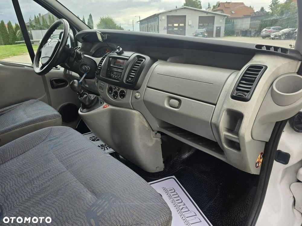 Renault Trafic - 22