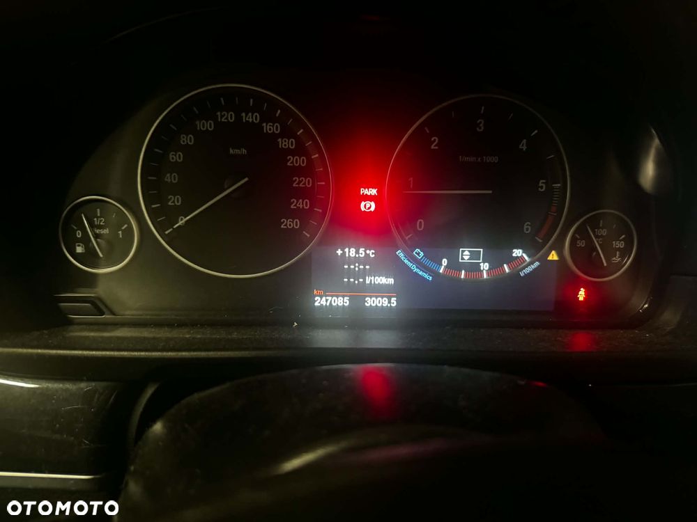BMW Seria 5 520d - 19