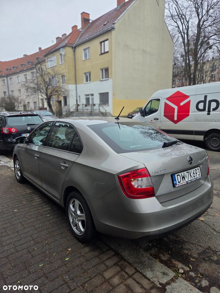 Skoda RAPID Spb 1.2 TSI Style - 4