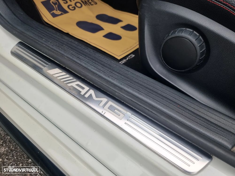 Mercedes-Benz CLA 45 AMG 4Matic 7G-DCT - 13