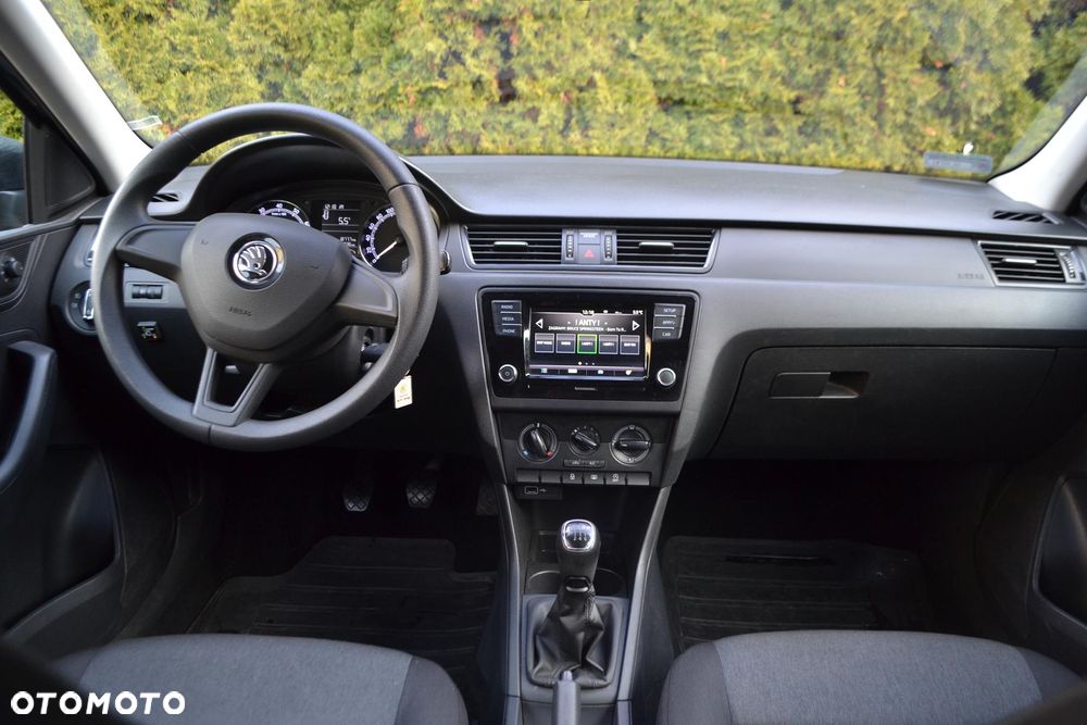 Skoda RAPID 1.0 TSI Active - 4