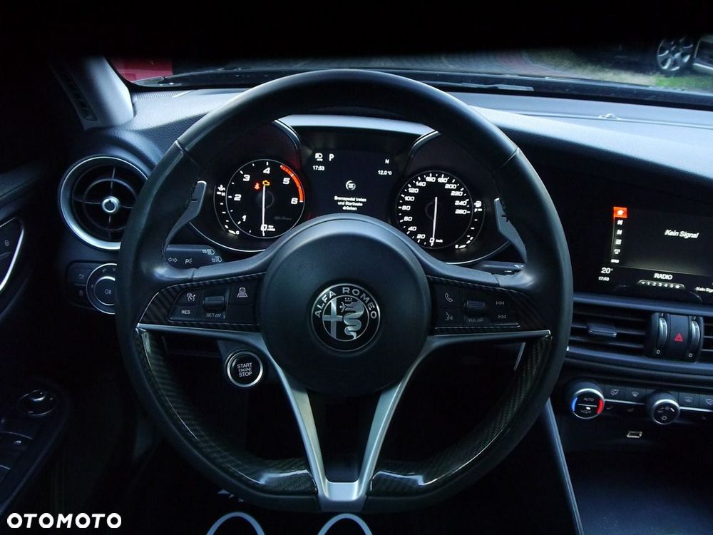 Alfa Romeo Giulia - 21