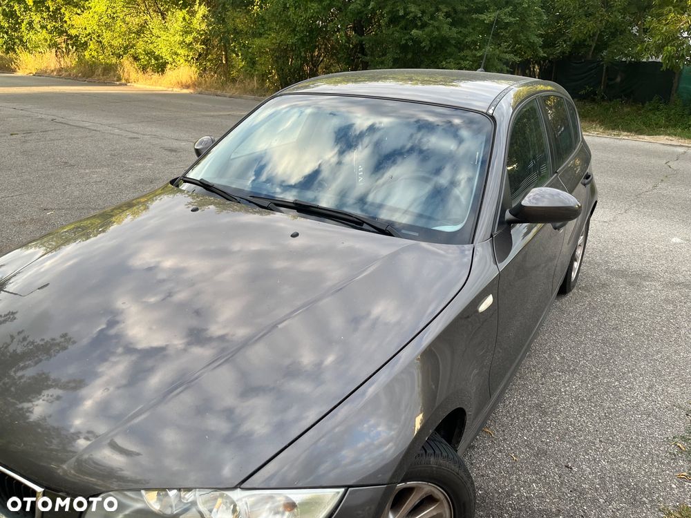 BMW Seria 1 116i - 11