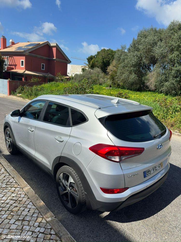 Hyundai Tucson 1.7 CRDi Premium DCT - 4