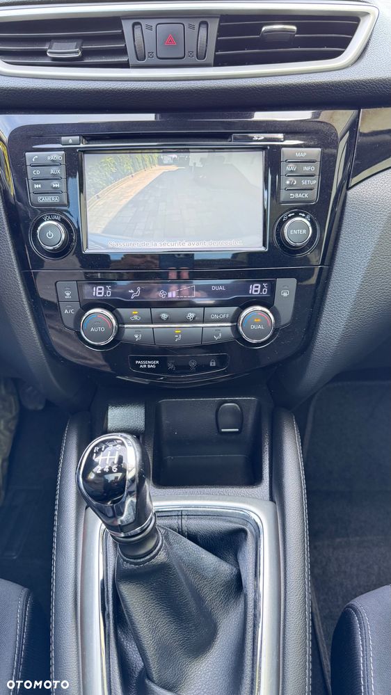 Nissan Qashqai 1.5 dCi Tekna EU6 - 27
