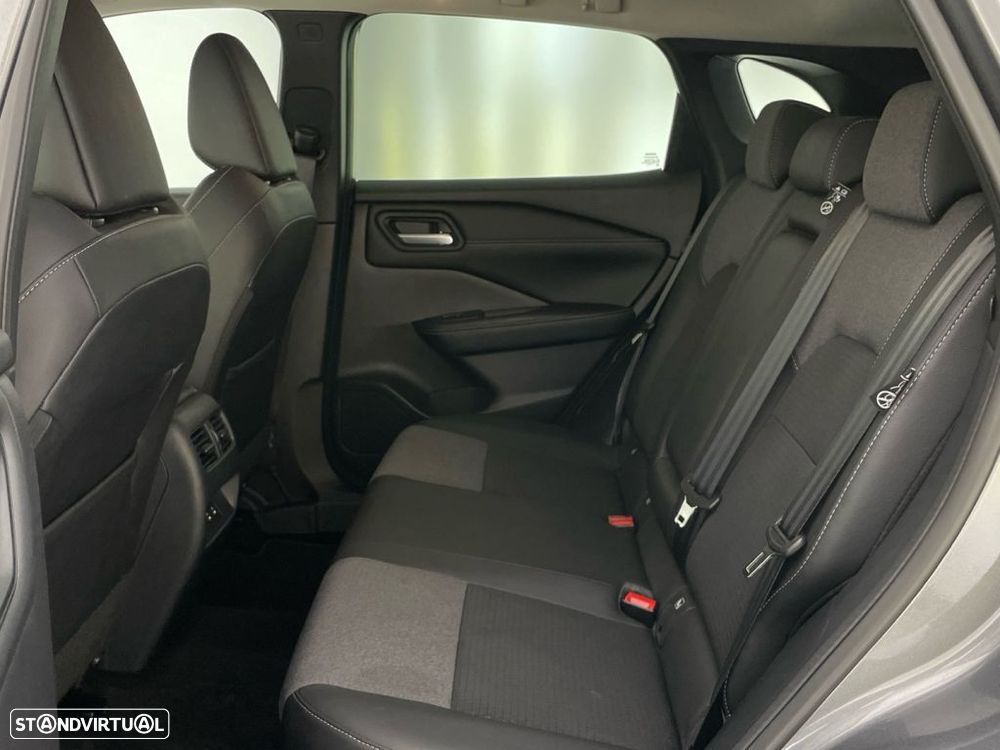 Nissan Qashqai 1.3 DIG-T Advance Xtronic - 12