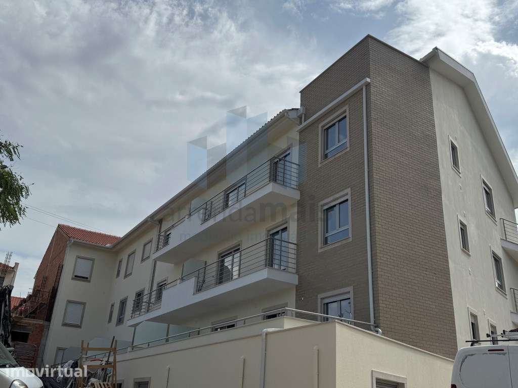 Arrenda-se em Coimbra, apartamento T3 + Garagem NOVO - Grande imagem: 2/4