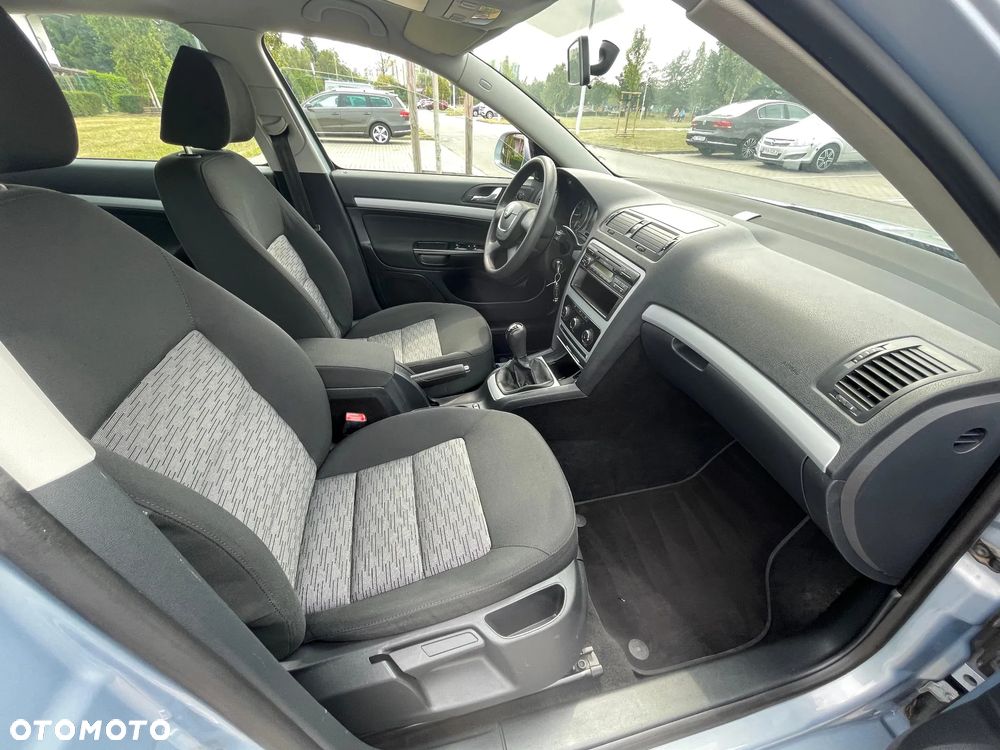 Skoda Octavia 1.6 Team Edition - 14